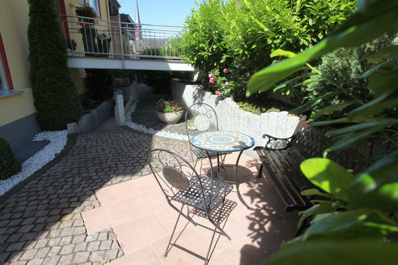 Ferienwohnung Moselblick-Stein Valwig Luaran gambar